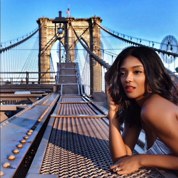 Meet your Posher, Suellen - Picture 1 of 1